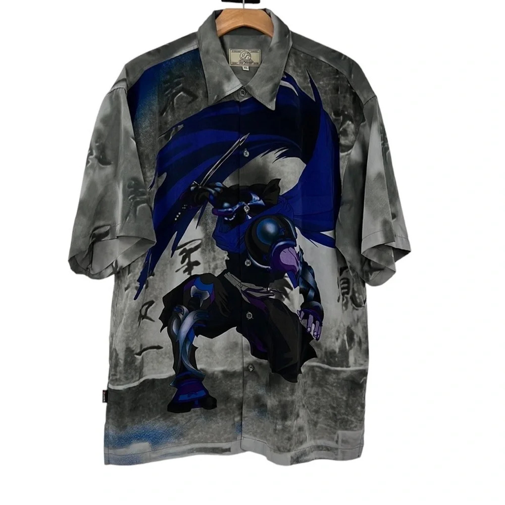 Clench Button Up Shirt Mens XL Gray Blue Ninja Graphic Short Sleeve‎